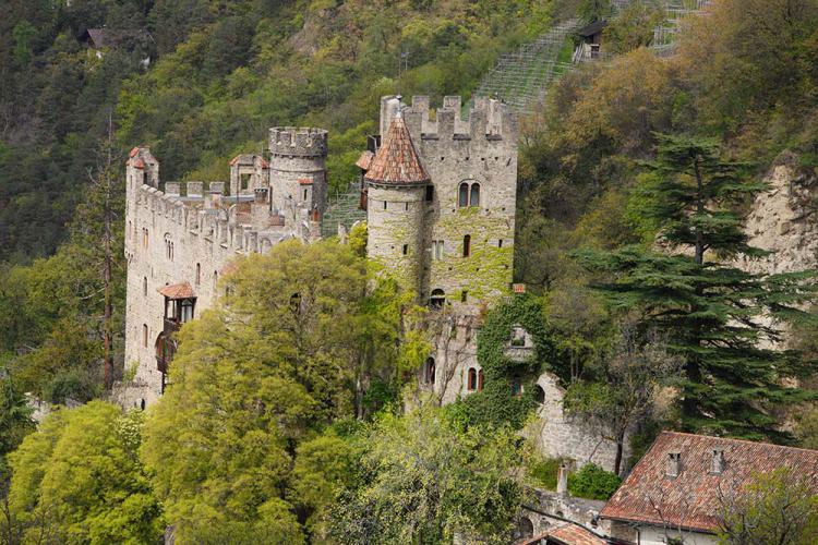 Castle Brunnenburg Dorf Tirol